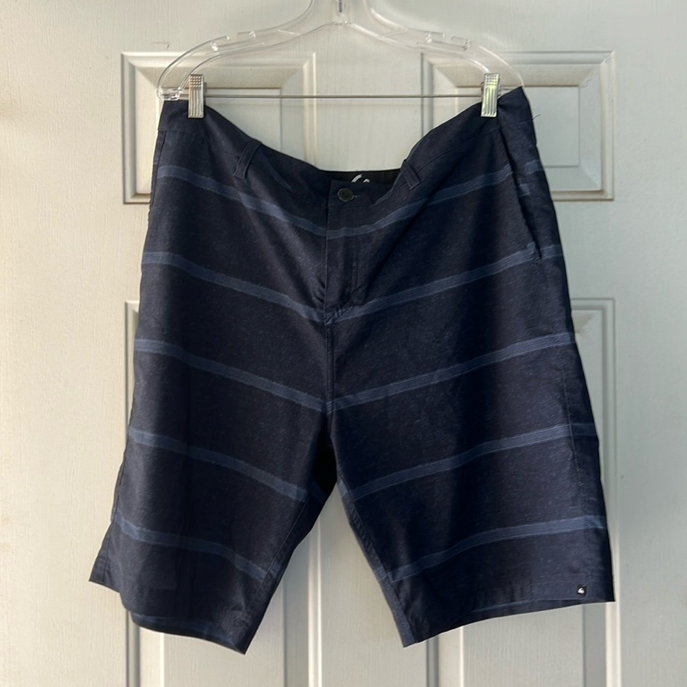 QuickSilver Amphibian shorts - Picture 1 of 6
